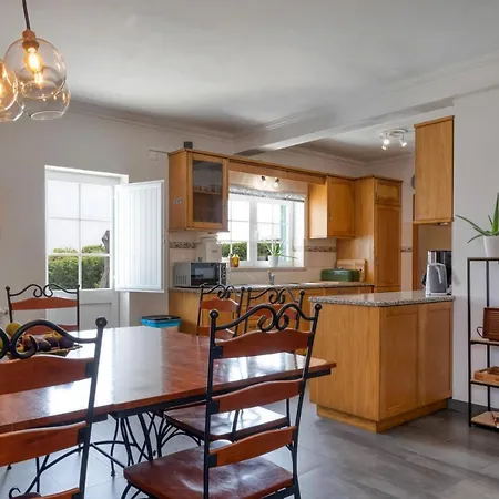 Casa Branca - With Private Pool & Big Garden * Ribamar (Lourinha)