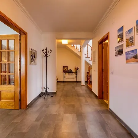 Villa Casa Branca - With Private Pool & Big Garden *