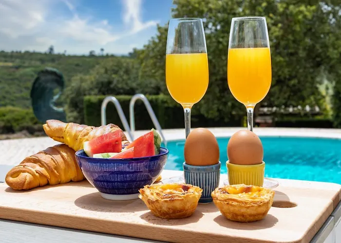 Villa Casa Branca - With Private Pool & Big Garden