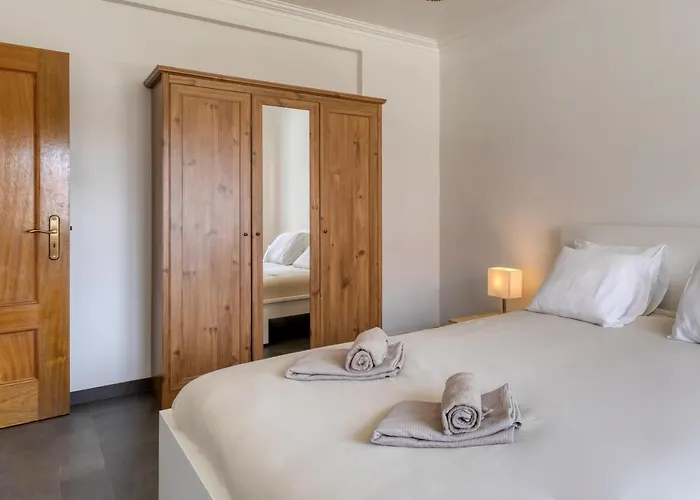 Casa Branca - With Private Pool & Big Garden * Ribamar (Lourinha)