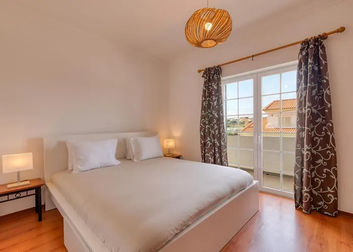 Casa Branca - With Private Pool & Big Garden Villa